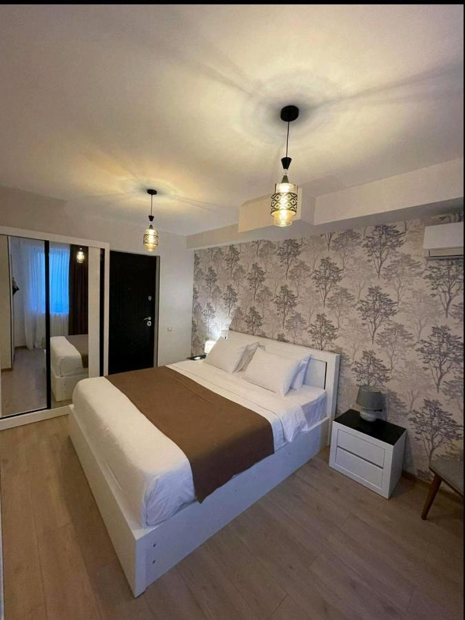 Vere Corner Hotel Tbilisi Bagian luar foto